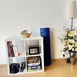 Bat Solutions Trier-euren - Alles Was Ein Nicht Bietet - 35 Qm Ferienwohnung, Heimkino, Wallbox, Kueche Fuer 4 Personen شقة ترير