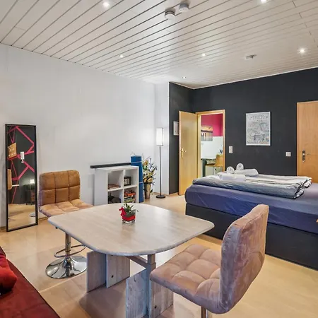 Bat Solutions Trier-euren - Alles Was Ein Nicht Bietet - 35 Qm Ferienwohnung, Heimkino, Wallbox, Kueche Fuer 4 Personen * ترير