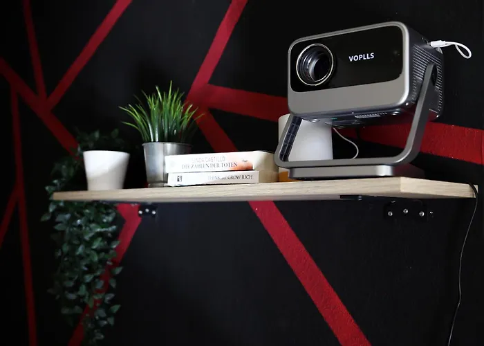 Bat Solutions Trier-euren - Alles Was Ein Nicht Bietet - 35 Qm Ferienwohnung, Heimkino, Wallbox, Kueche Fuer 4 Personen *