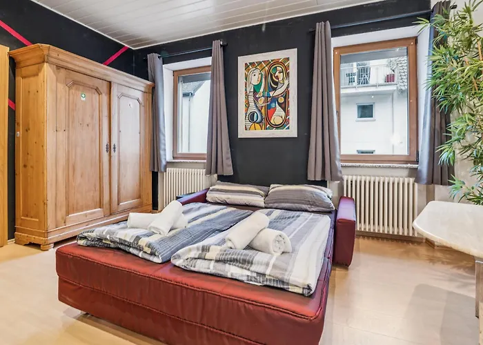 Bat Solutions Trier-euren - Alles Was Ein Nicht Bietet - 35 Qm Ferienwohnung, Heimkino, Wallbox, Kueche Fuer 4 Personen Appartement